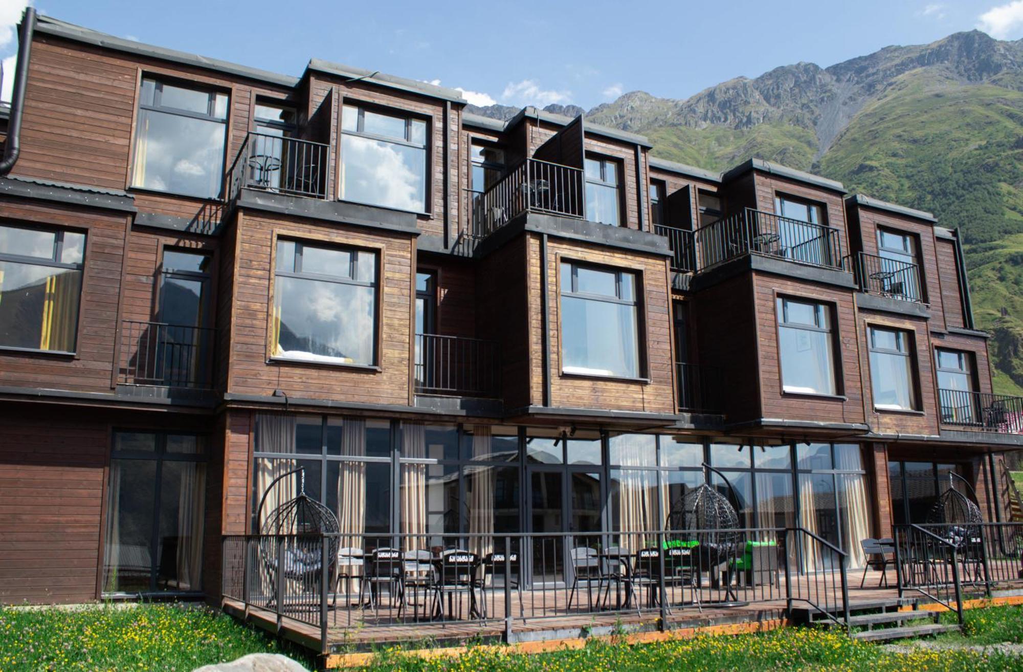 Отель Melodia Kazbegi Экстерьер фото